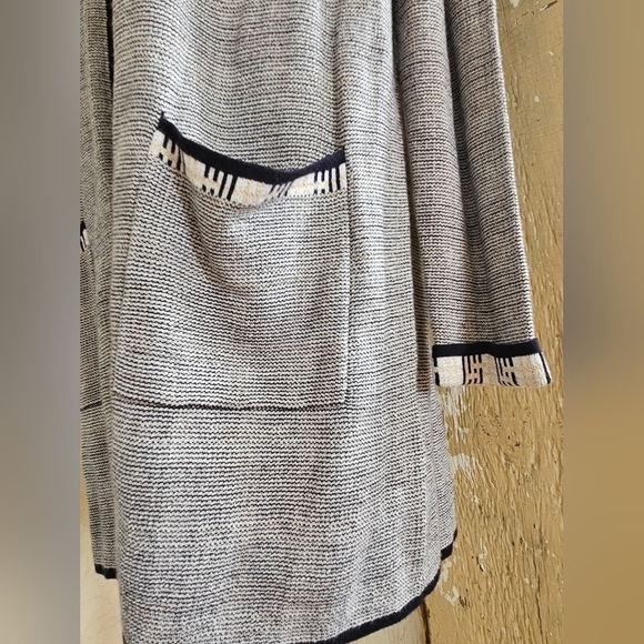 Leo & Ugo French Designer Cuffed Plaid Sleeve Duster Cardigan-Size 2 - Picture 4 of 7